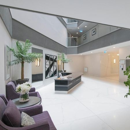 Spacious Apartment With Parking Space, Close To Heathrow, Elizabeth Line And Windsor Maidenhead Extérieur photo